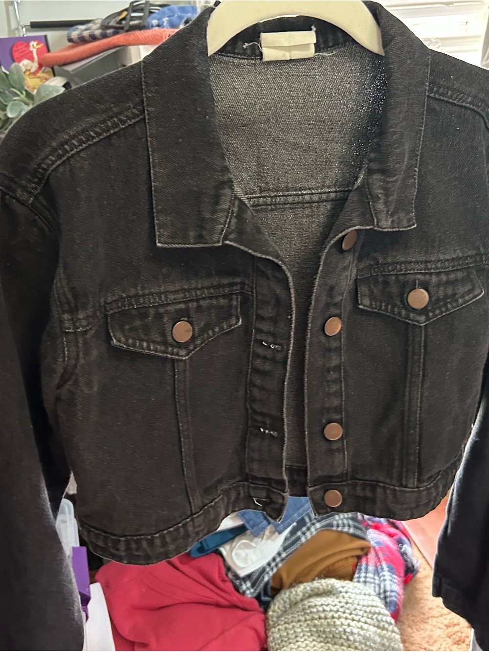 Black Cropped Denim Jacket - Women